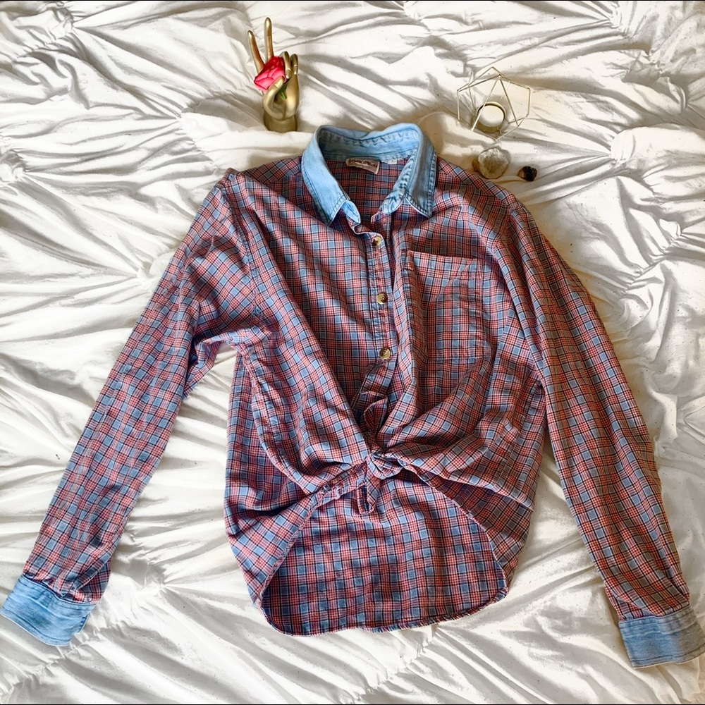 Vintage! 90’s flannel and denim button up top